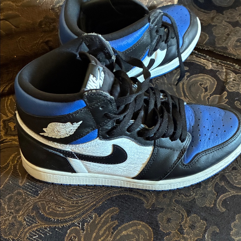 Nike Air Jordan 1 Retro OG High Royal Toe Size 8 Men - Picture 7 of 9